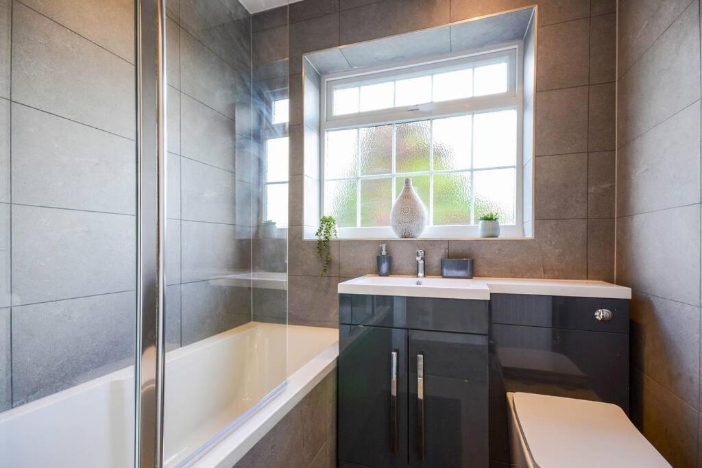 Potter'S Escape-Walking Distance From The Studios! Abbots Langley Esterno foto